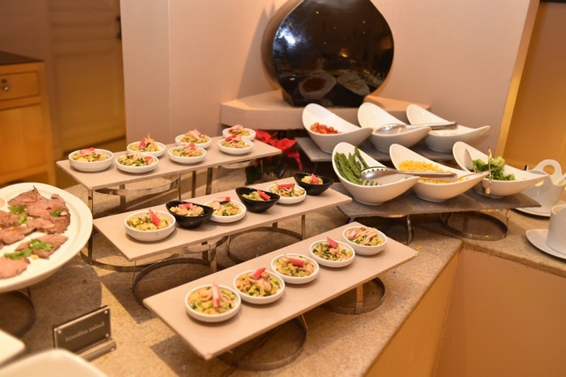 Christmas Eve at Mediterranee Restaurant